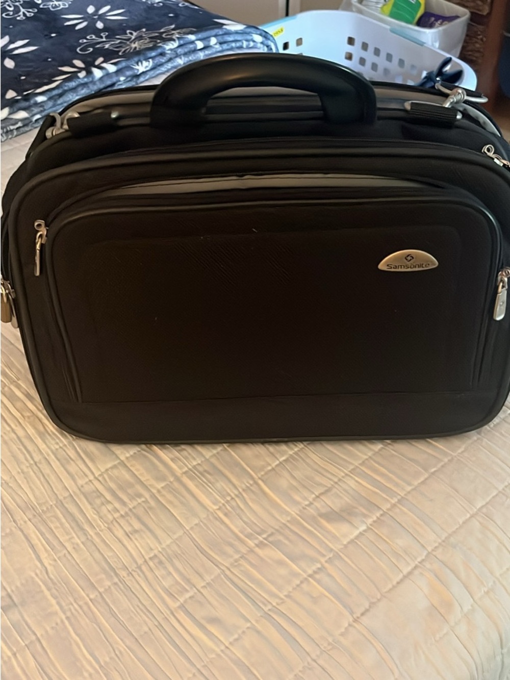 Samsonite Black Laptop Briefcase with Silver Accents